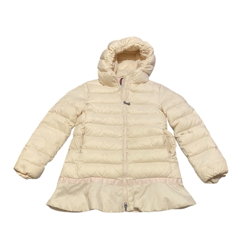 Moncler Cream Puffer Jacket girl It needs to be washed